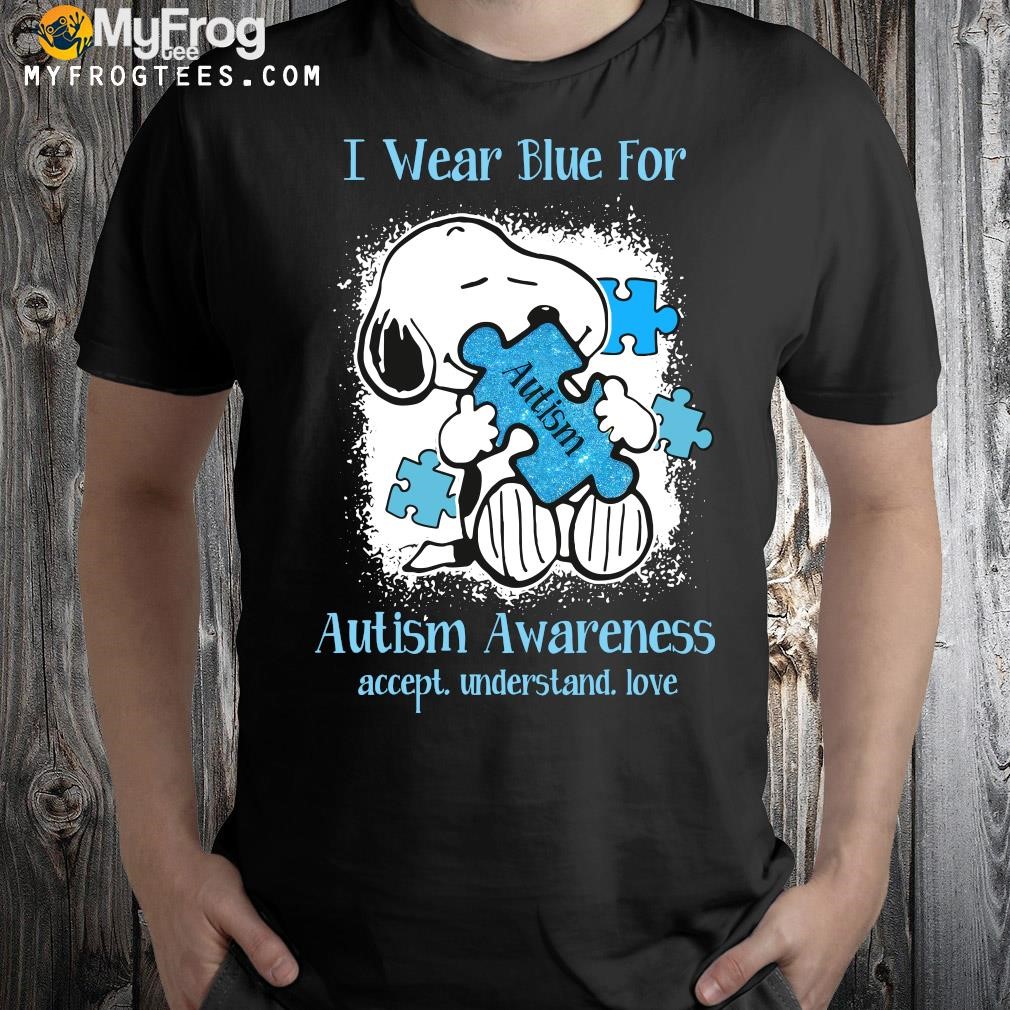 Snoopy Hug Autism I Wear Blue For Autism Awareness Accept Understand Love 2023 t-Shirt