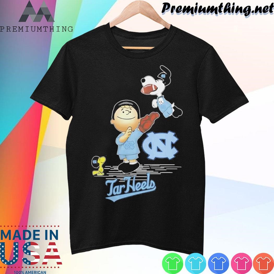 Design Snoopy and friends North Carolina Tar Heels The Peanuts Christmas 2023 shirt